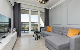 Podgorze Lipska Pet-Friendly Apartment With Balcony And Parking By Renters Prestige