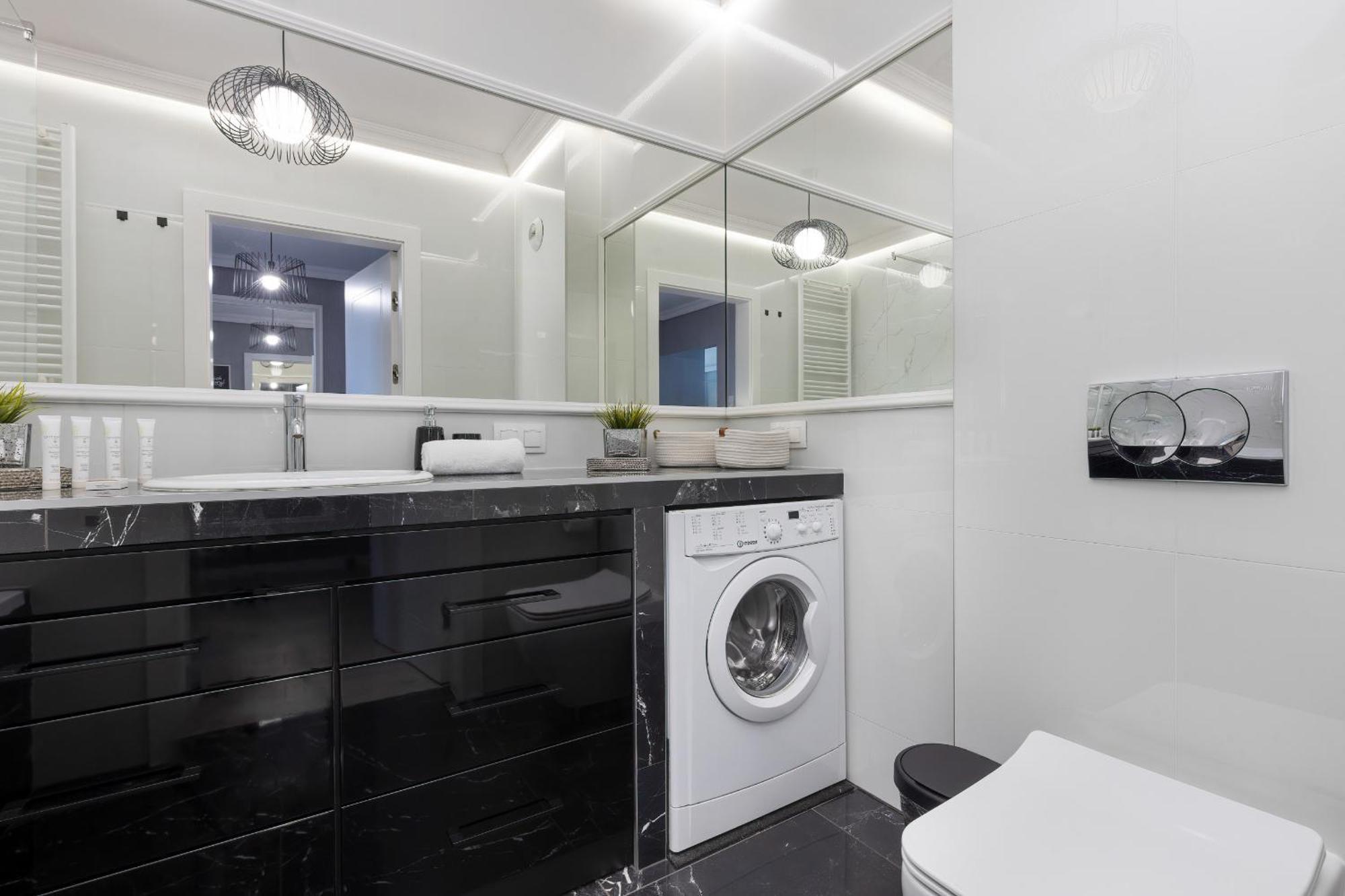 Podgorze Lipska Pet-Friendly Apartment With Balcony And Parking By Renters Prestige Краков Экстерьер фото